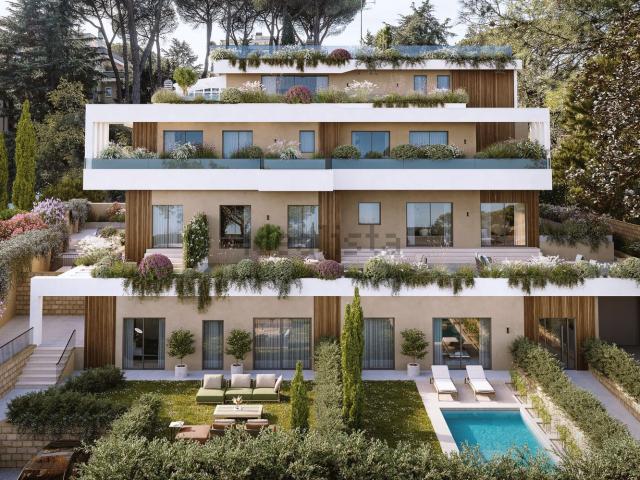 Appartamento in vendita di 120 m² in Viale Cortina d&apos Ampezzo, 105