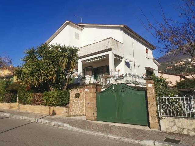 Appartamento in vendita di 120 m² in Viale dei Mille