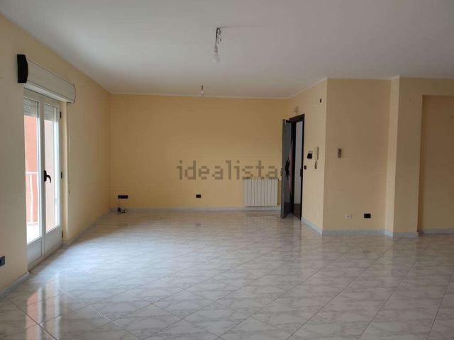 Appartamento in vendita di 120 m² in Viale dei Platani, 26