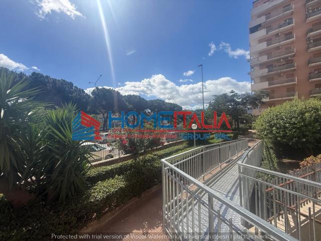 Appartamento in vendita di 120 m² in Viale della Regione Siciliana Nord Ovest