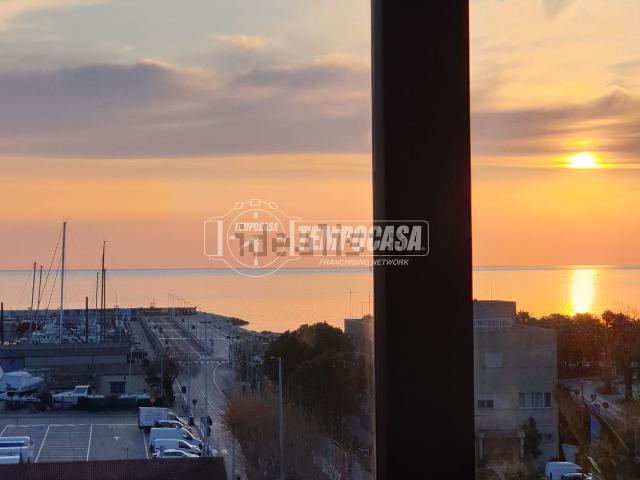 Appartamento in vendita di 120 m² in Viale Giacomo Matteotti