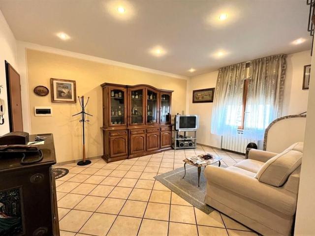 Appartamento in vendita di 120 m² in Viale Giacomo Matteotti