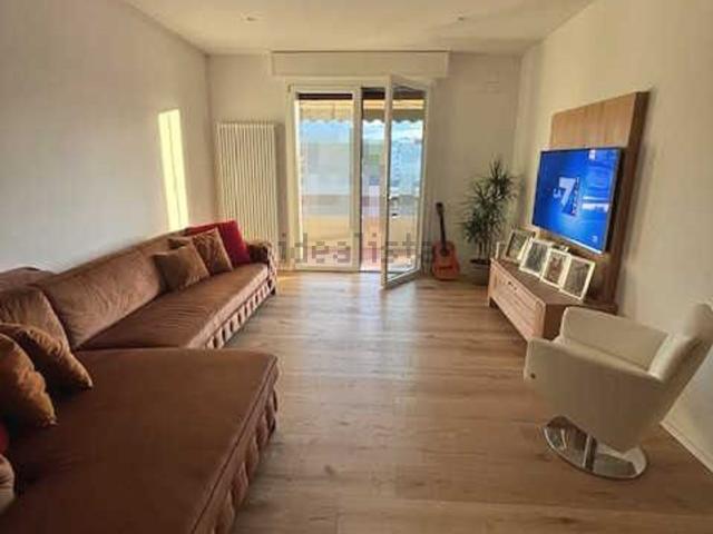 Appartamento in vendita di 120 m² in Viale Giacomo Matteotti
