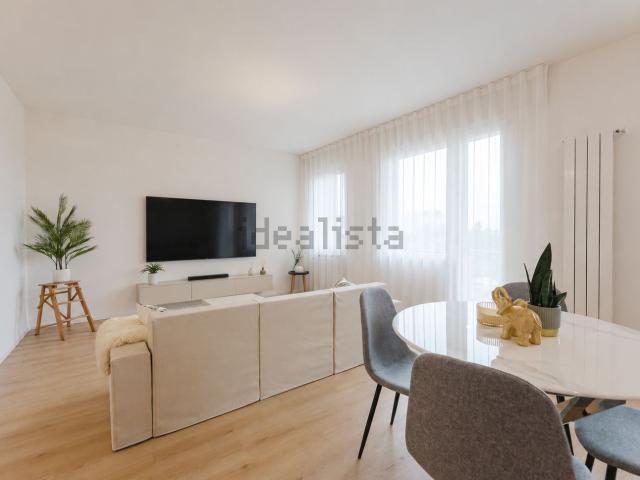 Appartamento in vendita di 120 m² in Viale IV Novembre, 80