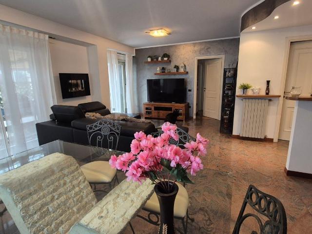 Appartamento in vendita di 120 m² in Viale Milano