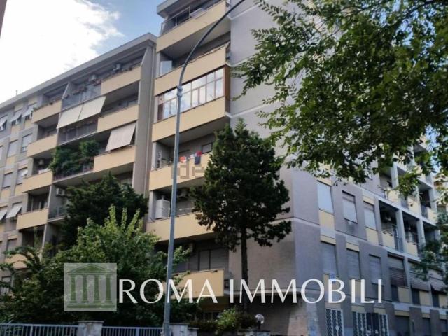 Appartamento in vendita di 120 m² in Viale Palmiro Togliatti, 75