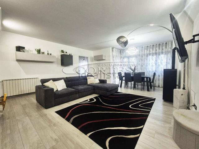 Appartamento in vendita di 120 m² in Viale Parini