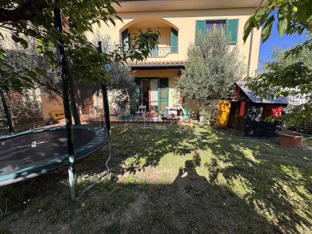 Appartamento in vendita di 120 m² in Viale Parini, 54
