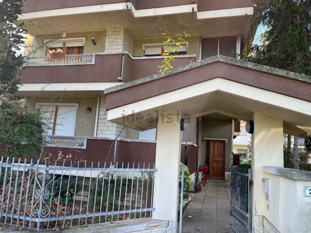 Appartamento in vendita di 120 m² in Viale Portofino