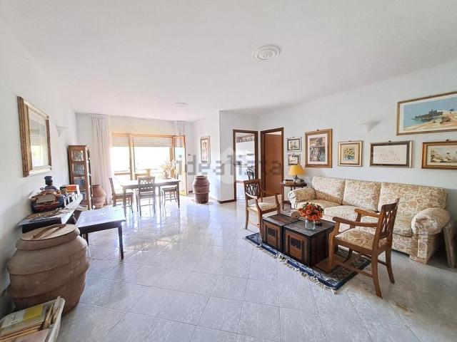 Appartamento in vendita di 120 m² in Viale San Giuliano, 1