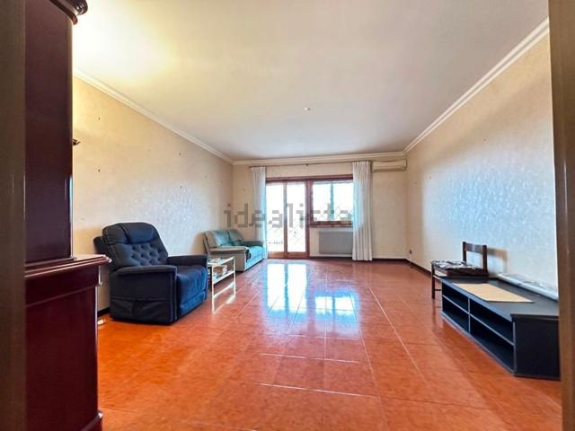 Appartamento in vendita di 120 m² in Viale Salvo D&apos Acquisto