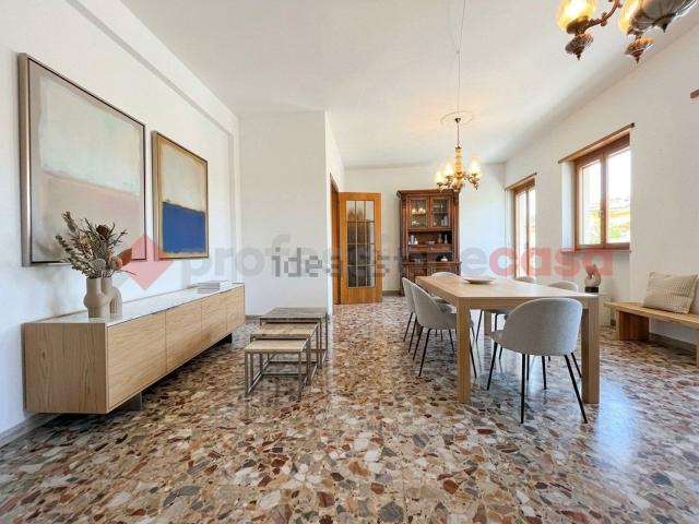 Appartamento in vendita di 120 m² in Vicolo Terrà, 3