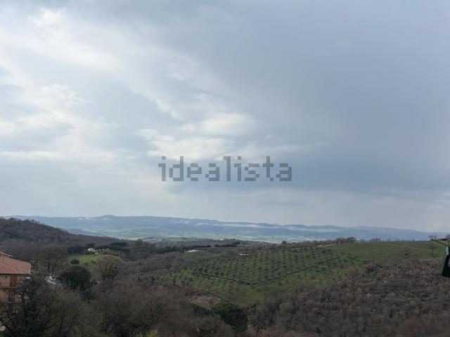 Appartamento in vendita di 120 m² in Circonvallazione Nord, 51