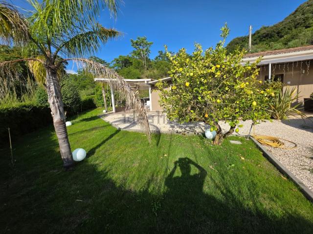 Appartamento in vendita di 120 m² in Contrada Olivella, 1