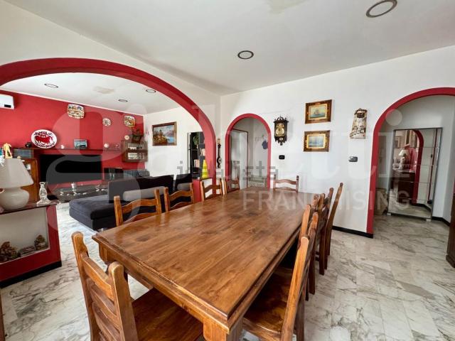 Appartamento in vendita di 120 m² in Corso Sardegna, 66
