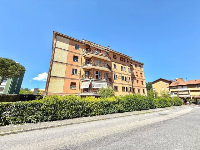 Appartamento in vendita di 120 m² in Largo Trasimeno, 1