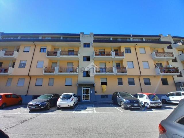 Appartamento in vendita di 120 m² in Largo delle Querce, 7