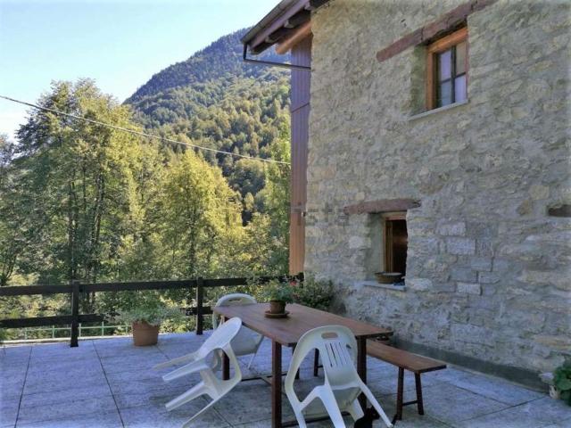 Appartamento in vendita di 120 m² in Località Valpiana, 13
