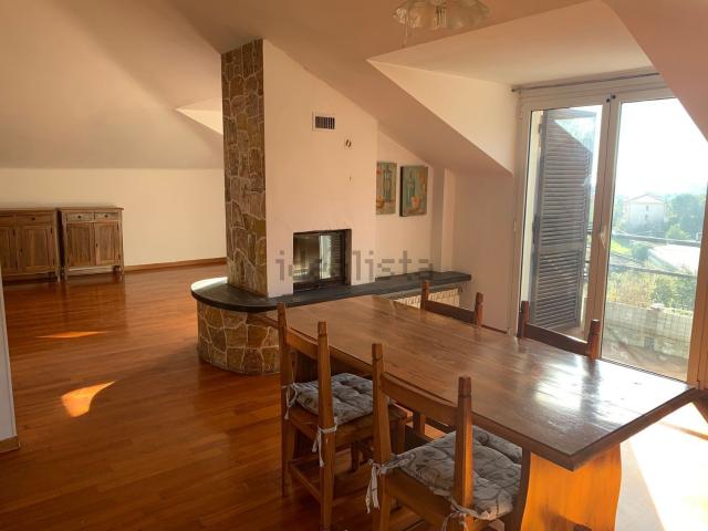 Appartamento in vendita di 120 m² in Località Gray, 12