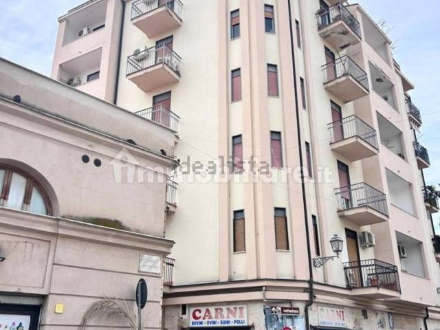 Appartamento in vendita di 120 m² in Piazza Beati Paoli