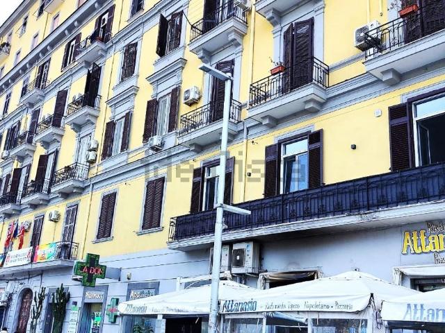 Appartamento in vendita di 120 m² in Piazza Giuseppe Garibaldi