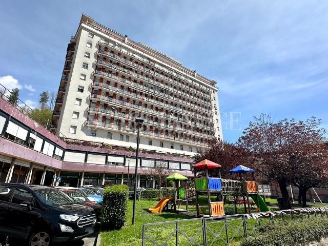 Appartamento in vendita di 120 m² in Piazza Dante Alighieri, 8