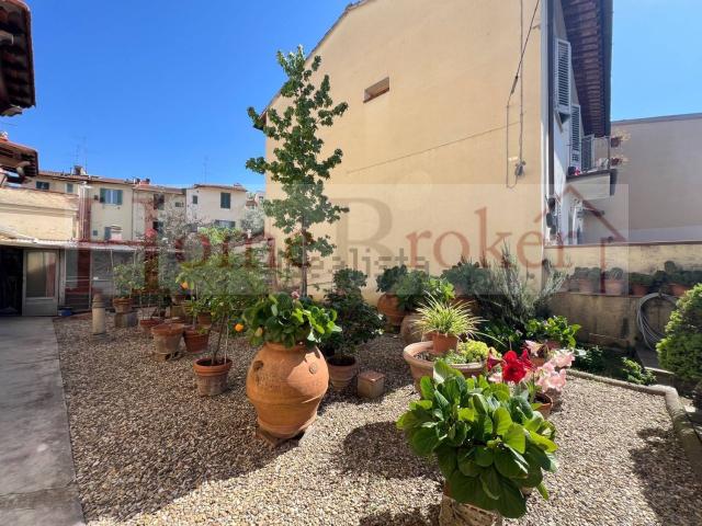 Appartamento in vendita di 120 m² in Piazza Felice Bacci, 11