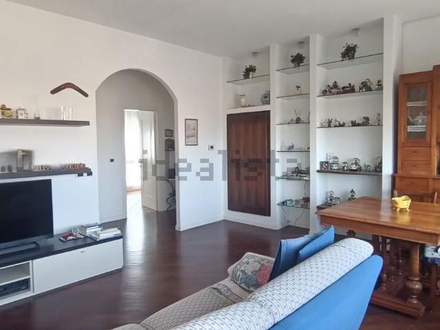 Appartamento in vendita di 120 m² in Piazza Francesco Baracca, 4