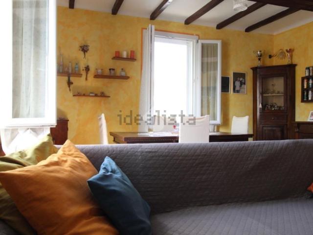 Appartamento in vendita di 120 m² in Piazza Martiri della Libertà, 7