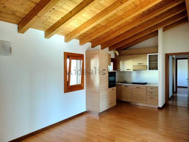 Appartamento in vendita di 120 m² in Piazza s. Pietro