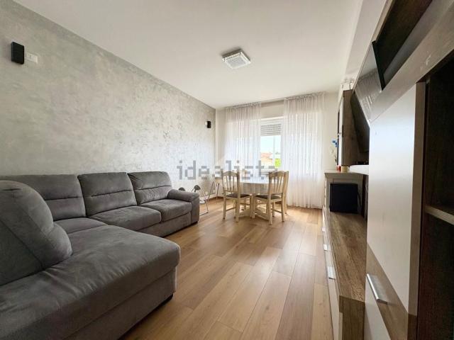Appartamento in vendita di 120 m² in Piazzale Giovanni Faleschini, 8