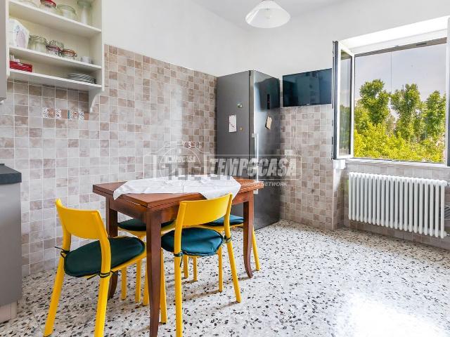 Appartamento in vendita di 120 m² in Piazzale Lugano, 23