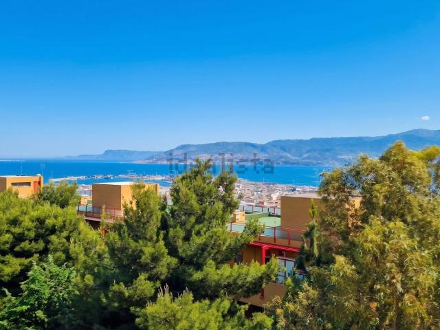 Appartamento in vendita di 120 m² in Salita Villa Contino, 38