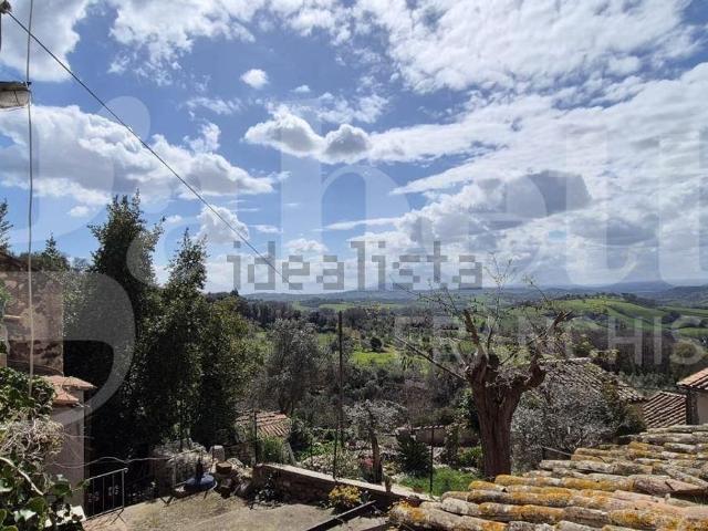 Appartamento in vendita di 120 m² in Strada di Fongalle, 29
