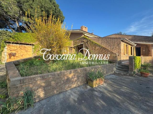 Appartamento in vendita di 120 m² in Strada di Montalbuccio, 53100