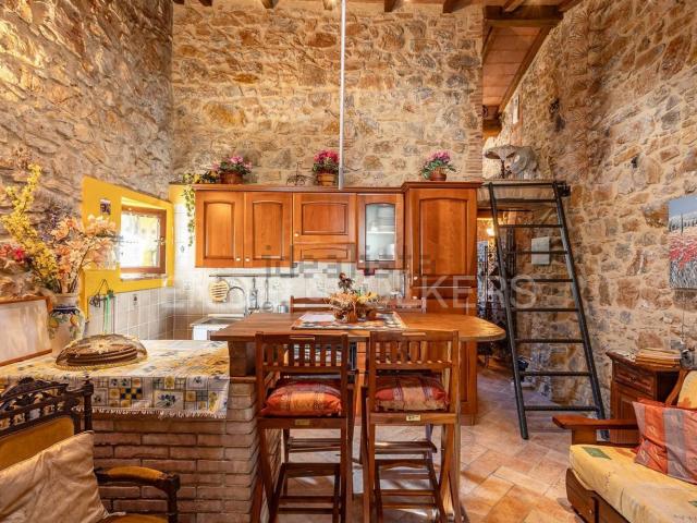 Appartamento in vendita di 120 m² in Strada Provinciale 159, 159