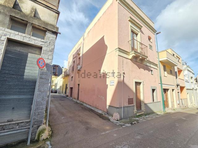 Appartamento in vendita di 120 m² in Strada Provinciale Giosuè Carducci
