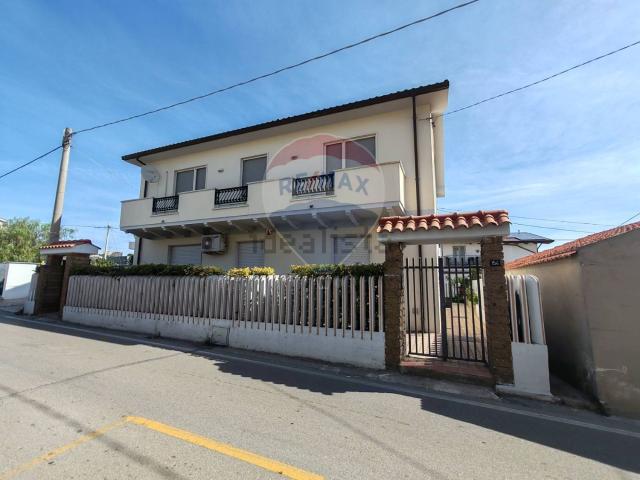 Appartamento in vendita di 121 m² in Via Colle Innamorati, 154