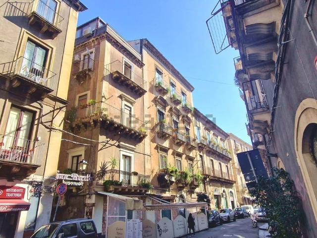 Appartamento in vendita di 121 m² in Via Coppola