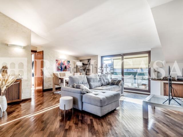 Appartamento in vendita di 121 m² in Via Cosimo Morelli, 18