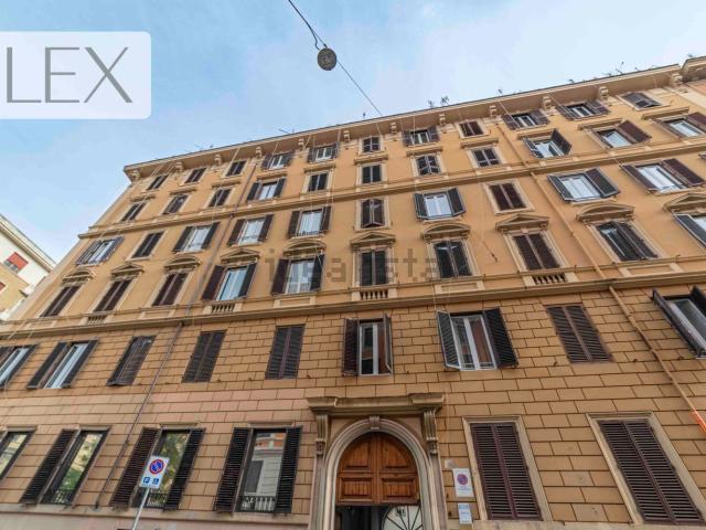 Appartamento in vendita di 121 m² in Via Caio Mario