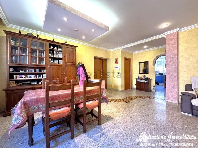 Appartamento in vendita di 121 m² in Via Carlo Moneta, 14