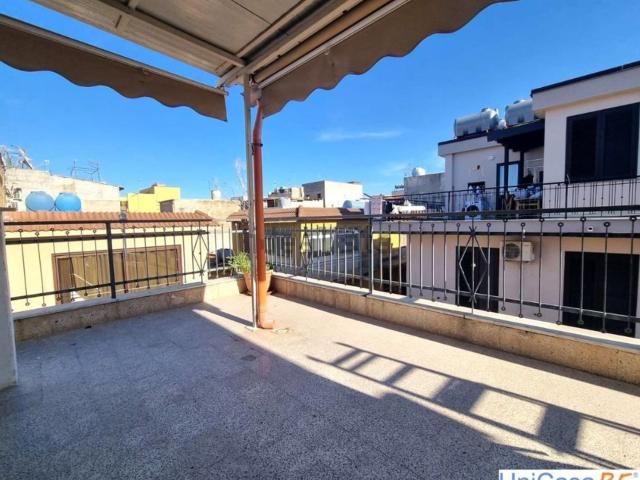 Appartamento in vendita di 121 m² in Via Cesare Battisti