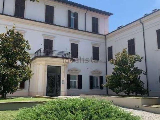 Appartamento in vendita di 121 m² in Via Ammiraglio Burzagli, 35