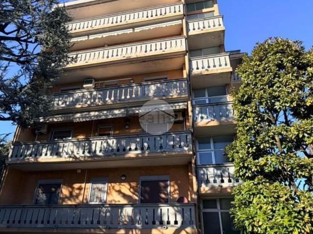 Appartamento in vendita di 121 m² in Via Beatrice d&apos Este, 14