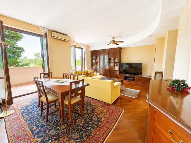 Appartamento in vendita di 121 m² in Via Bellingera, 16