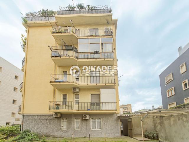 Appartamento in vendita di 121 m² in Via Giuseppe Giusti