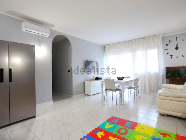 Appartamento in vendita di 121 m² in Via Giacomo Matteotti, 4