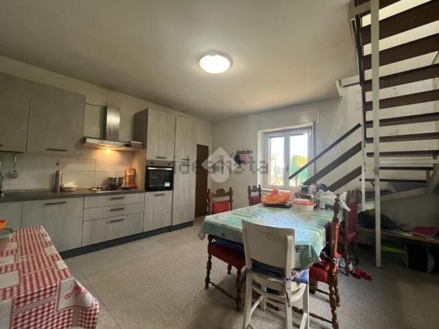 Appartamento in vendita di 121 m² in Via Guglielmo Marconi, 70