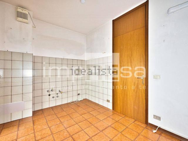 Appartamento in vendita di 121 m² in Via Daniele Manin